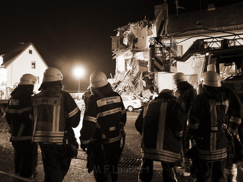 Hausexplosion Bruehl bei Koeln Pingsdorferstr P107.JPG